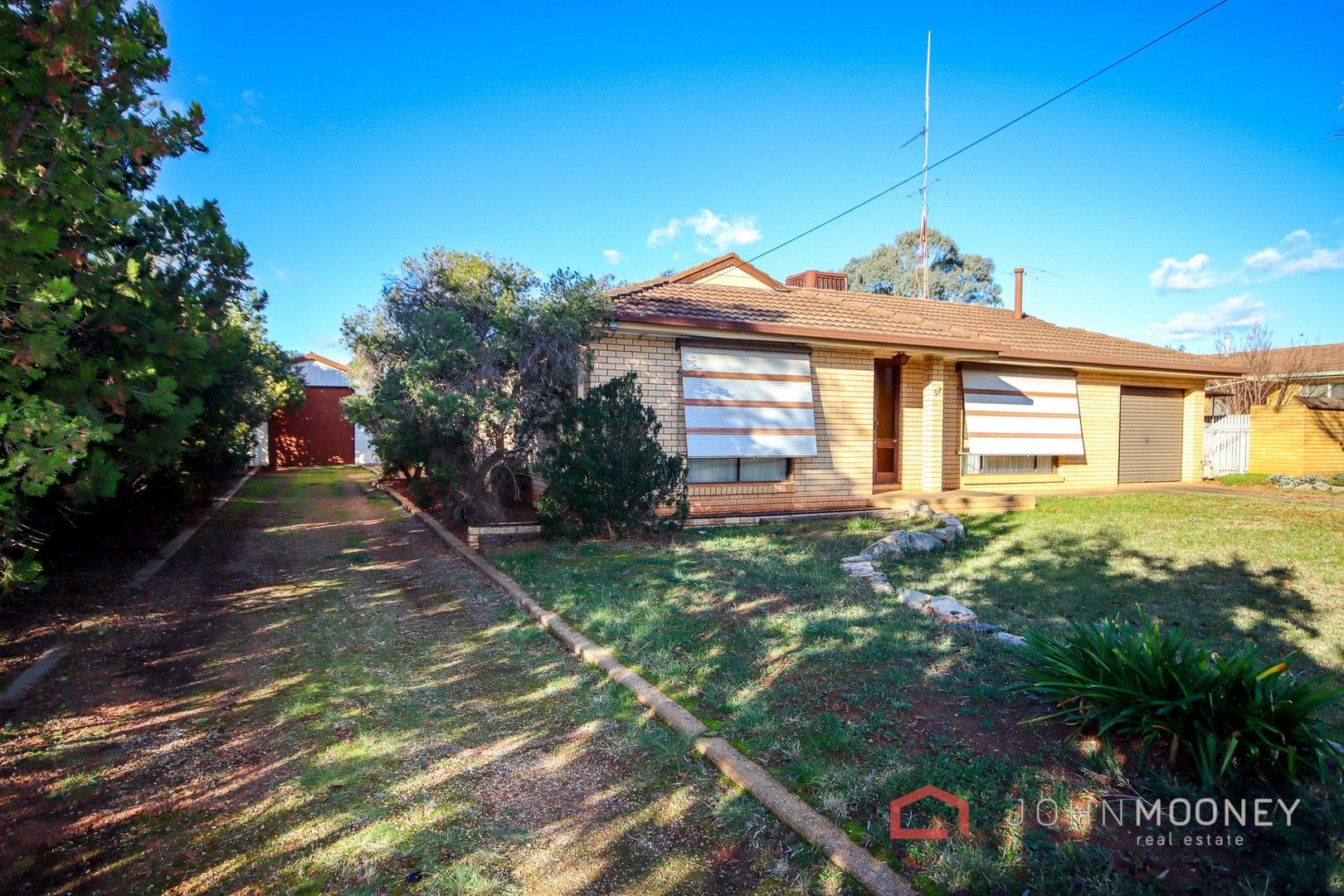 57 Lewis Street, Coolamon NSW 2701, Image 0