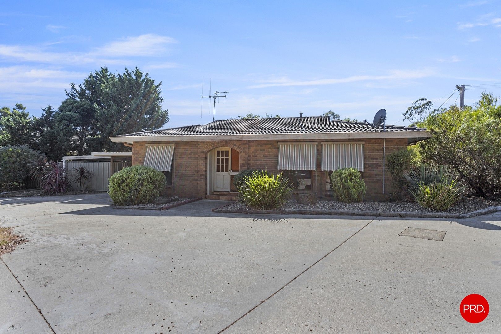 4/4 Carola Court, Kennington VIC 3550, Image 0