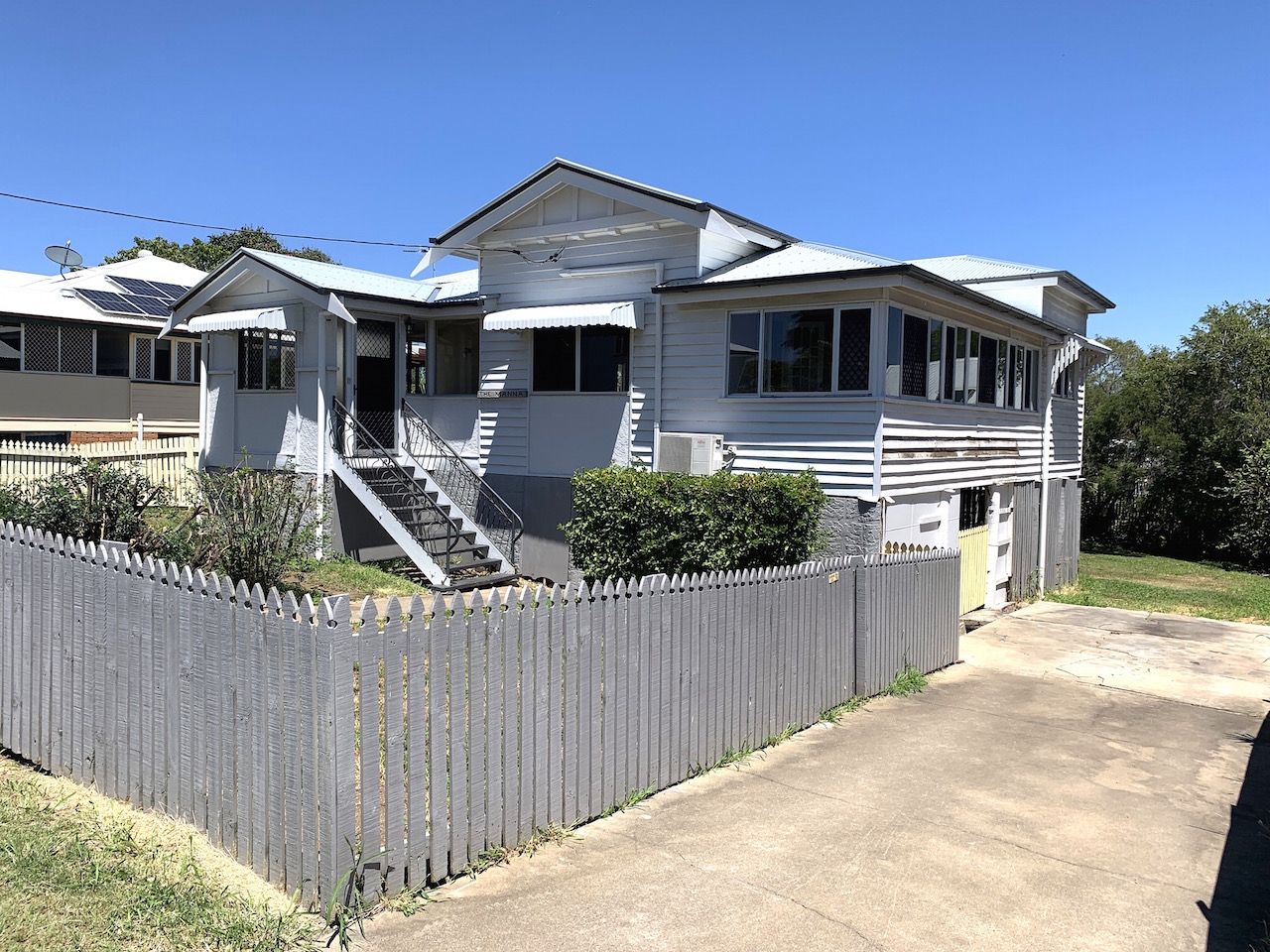 3 bedrooms House in 11 Pilkington Street KOONGAL QLD, 4701