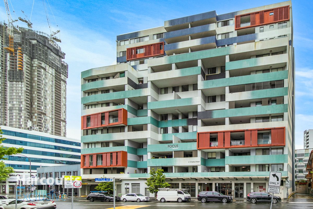 3 bedrooms Apartment / Unit / Flat in 311/6 Charles Street PARRAMATTA NSW, 2150