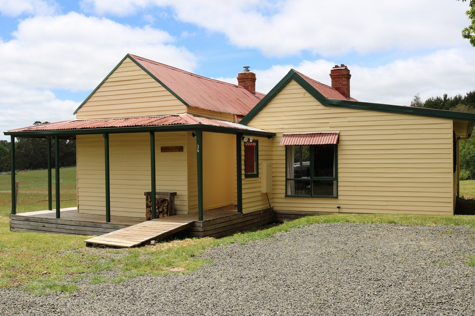 36 Main Street, Lyonville VIC 3461, Image 1