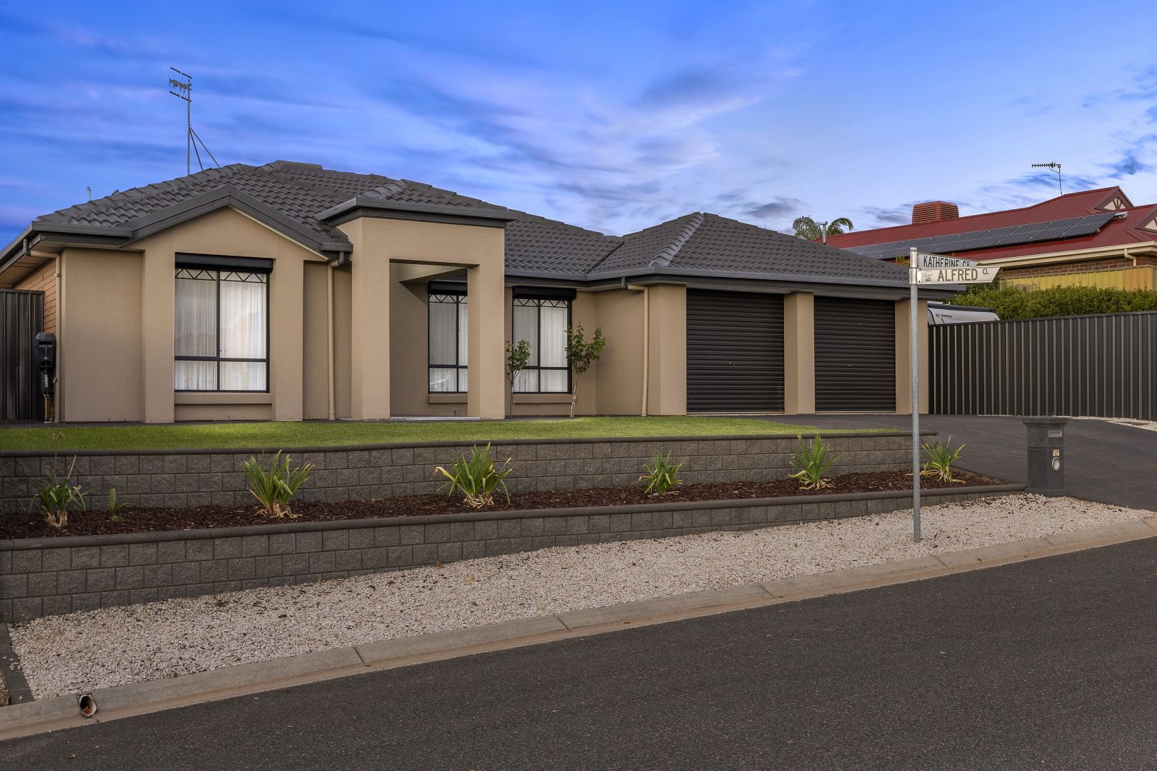 5 Katherine Crescent, Craigmore SA 5114, Image 1