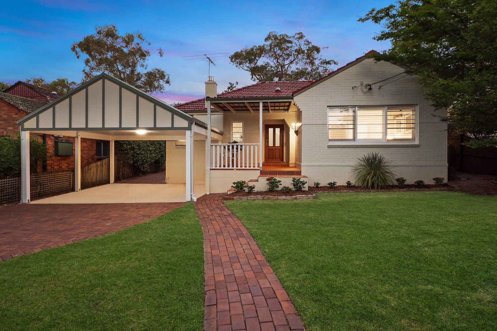 16 Wallalong Crescent, West Pymble NSW 2073, Image 1