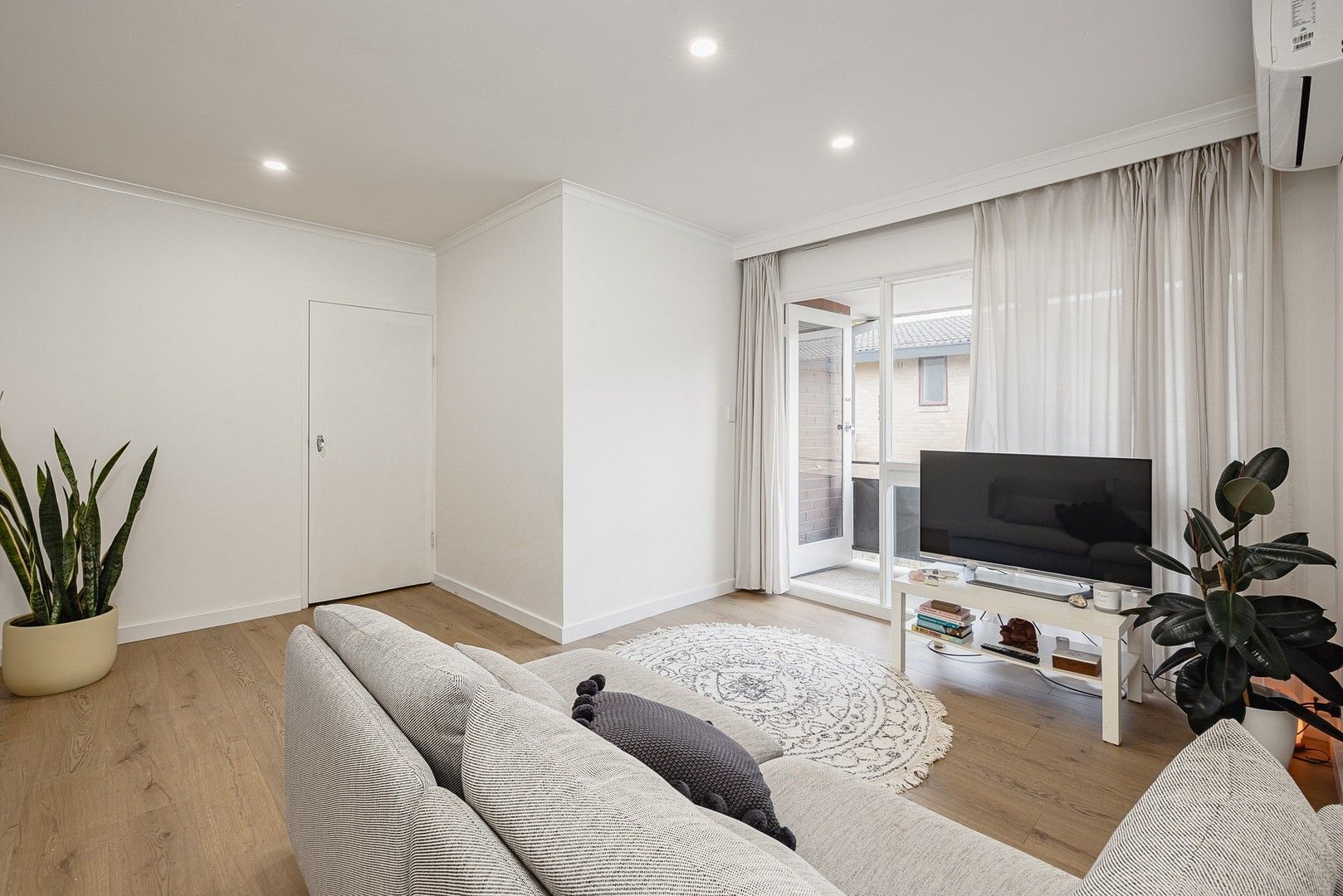 4/8 Dunoon Street, Murrumbeena VIC 3163 Apartment For Rent Domain