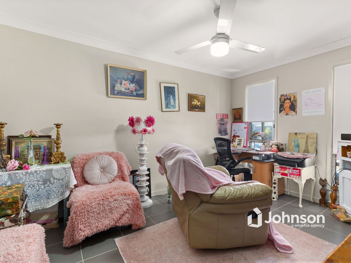 2 Kookaburra Place, Deebing Heights QLD 4306, Image 1