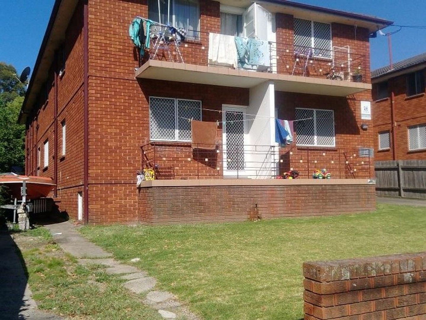 2 bedrooms Apartment / Unit / Flat in 1/17 Mc Court Street WILEY PARK NSW, 2195