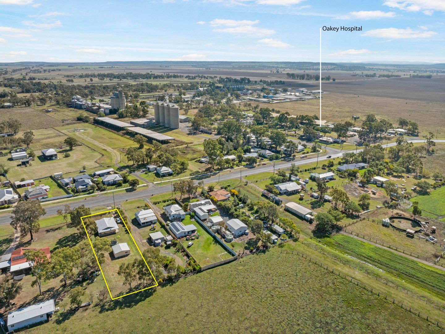 57 Beale Street, Oakey QLD 4401, Image 2