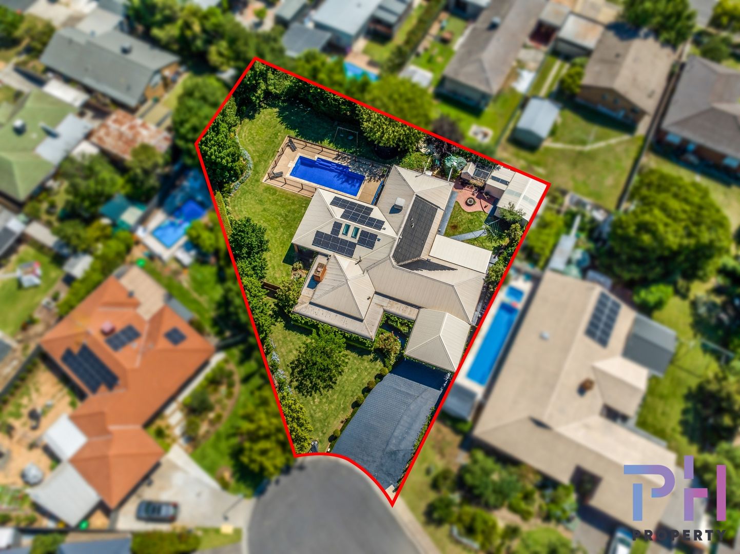 10 Hollywood Court, Strathdale VIC 3550, Image 1