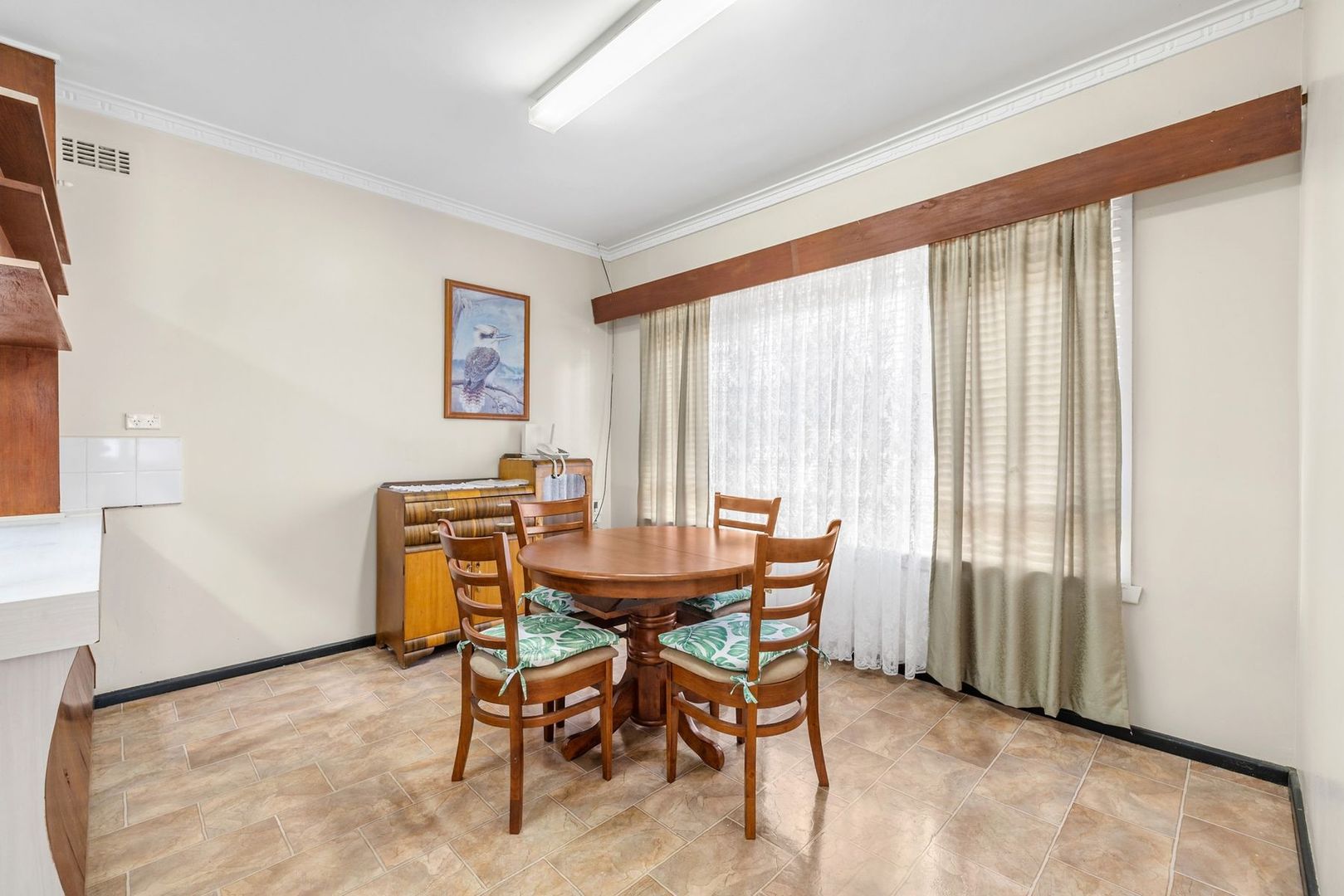 32 McIntosh Street, Queanbeyan NSW 2620, Image 2