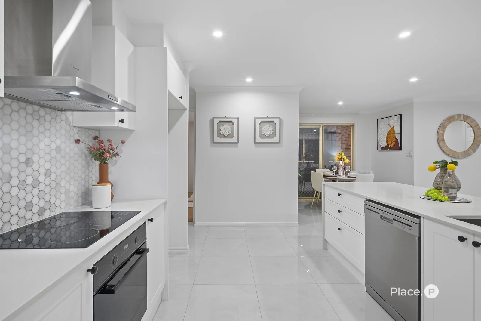 Additional image 5 of 51 Watarrka Drive, Parkinson QLD 4115