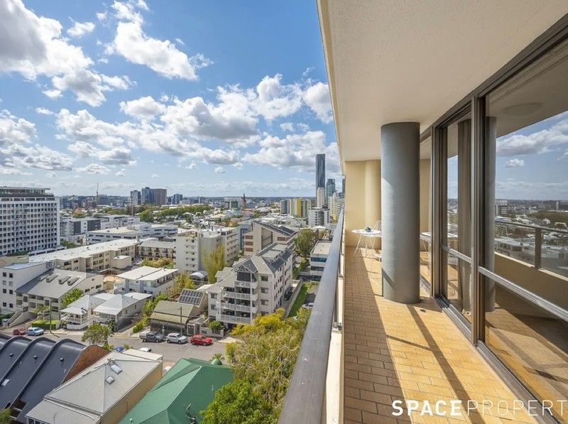 2 bedrooms Apartment / Unit / Flat in 32 Leichhardt street SPRING HILL QLD, 4000