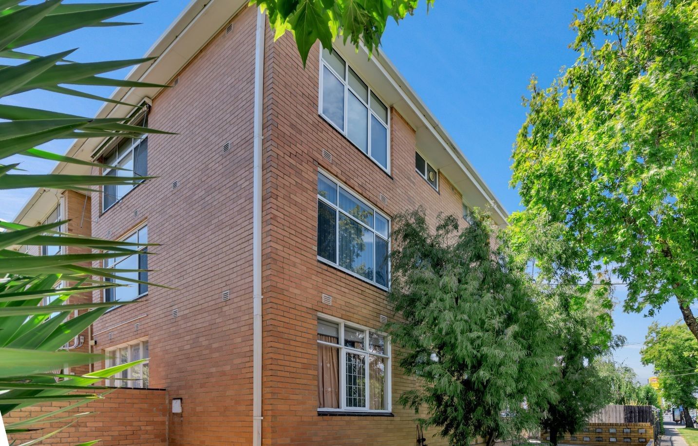1 bedrooms Apartment / Unit / Flat in 5/133 Epsom Road ASCOT VALE VIC, 3032