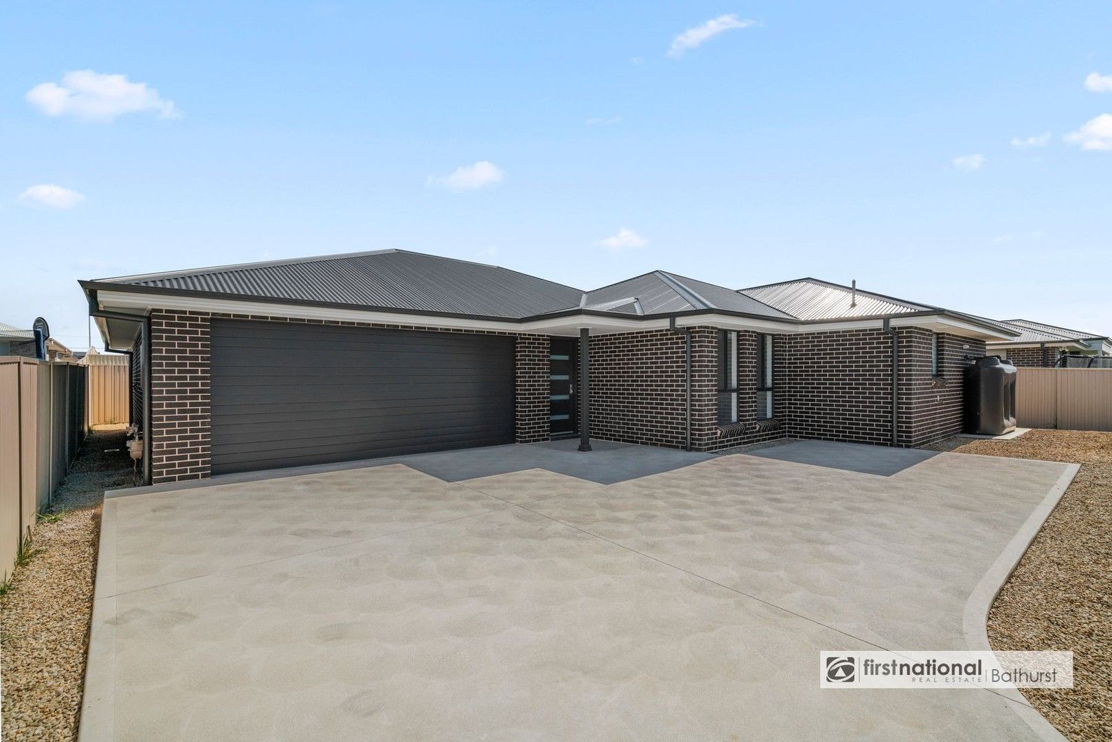 4 bedrooms House in 31 Maxwell Drive EGLINTON NSW, 2795