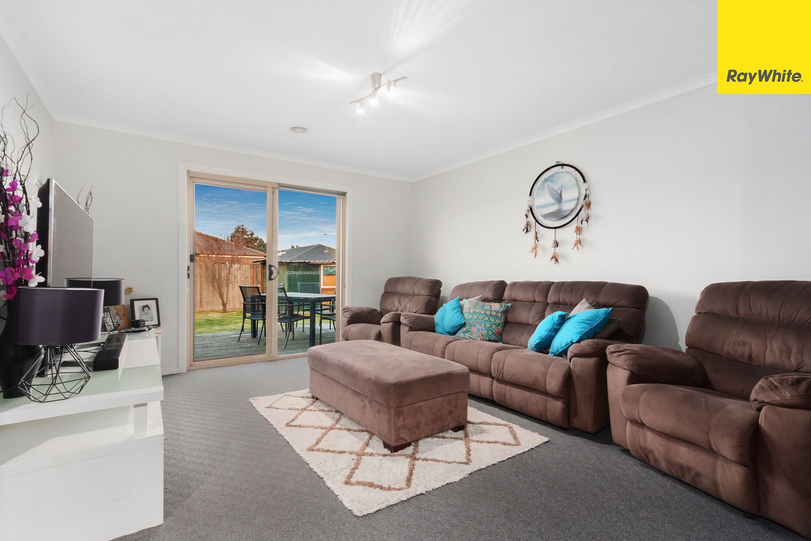 1 Azalea Avenue, Pakenham VIC 3810, Image 2