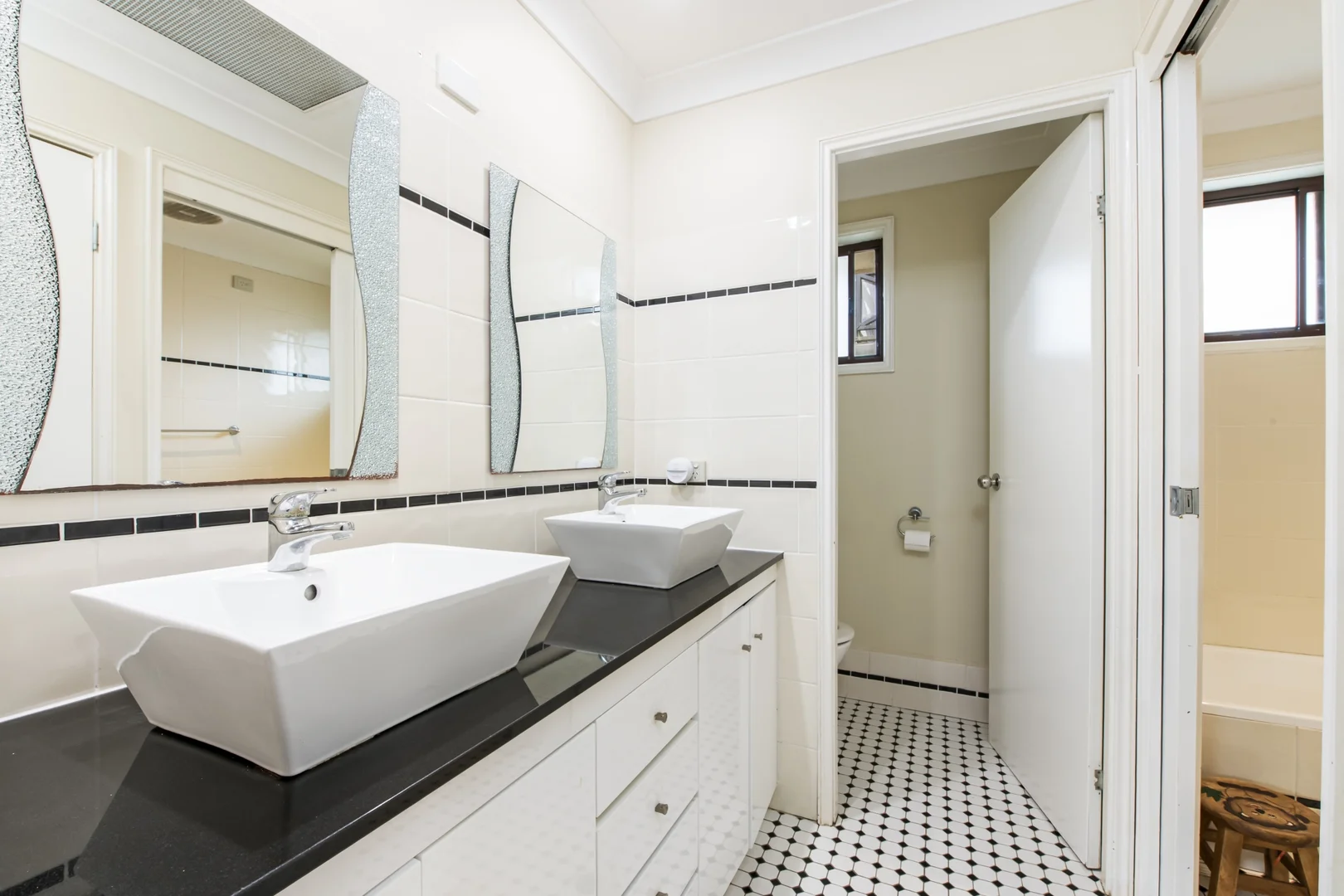 Additional image 9 of 117 Cams Boulevard, Summerland Point NSW 2259