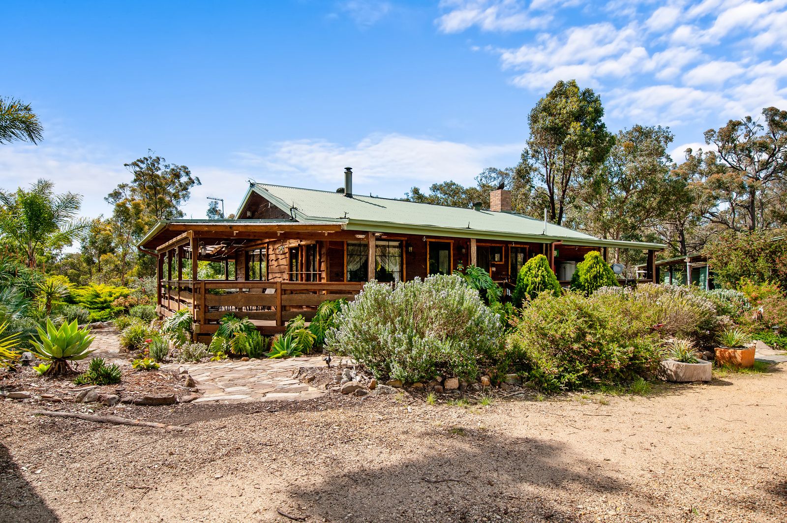 11 Elma Court, Glenmaggie Property History & Address Research Domain