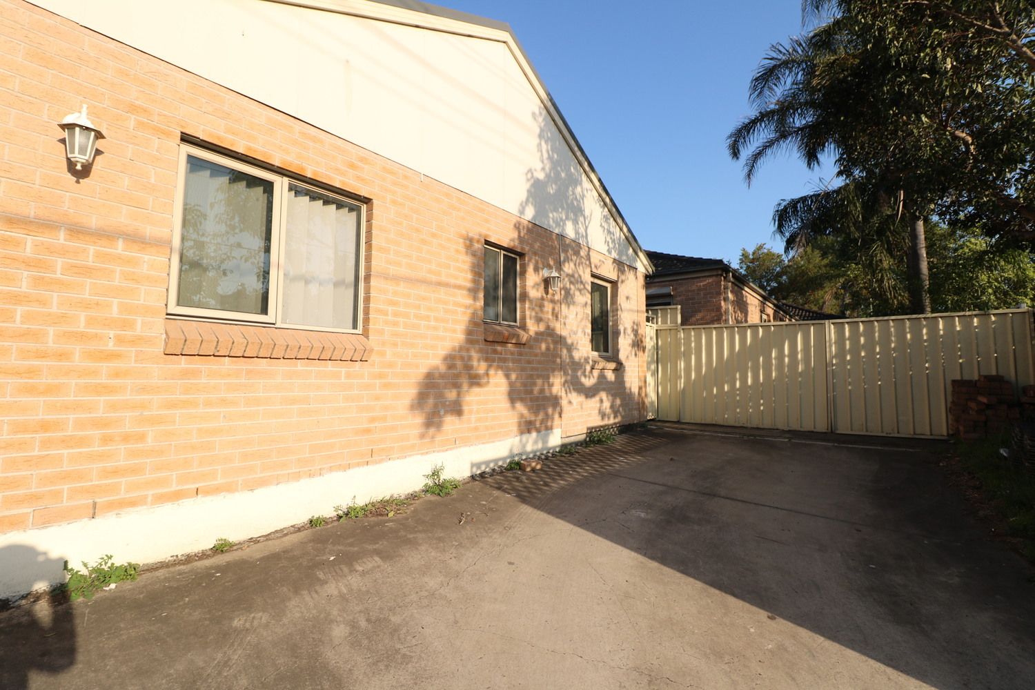 3 bedrooms House in 126A Wilbur Street GREENACRE NSW, 2190