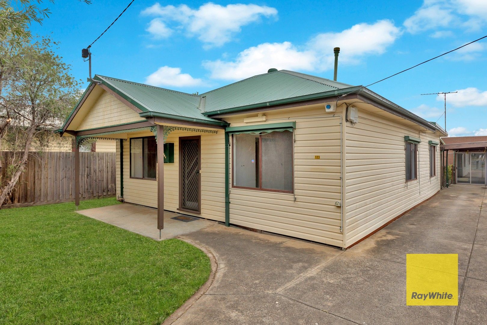 123 Railway Avenue, Laverton VIC 3028, Image 0