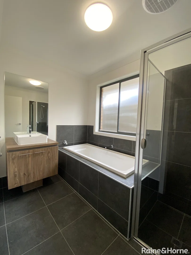 Additional image 10 of 28 Esperance Drive, Andrews Farm SA 5114