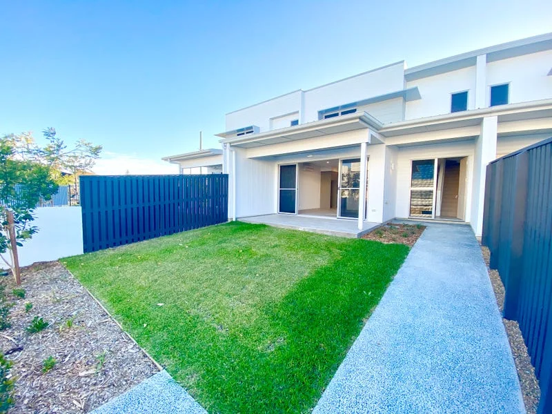 3 Captain Avenue, Newport QLD 4020