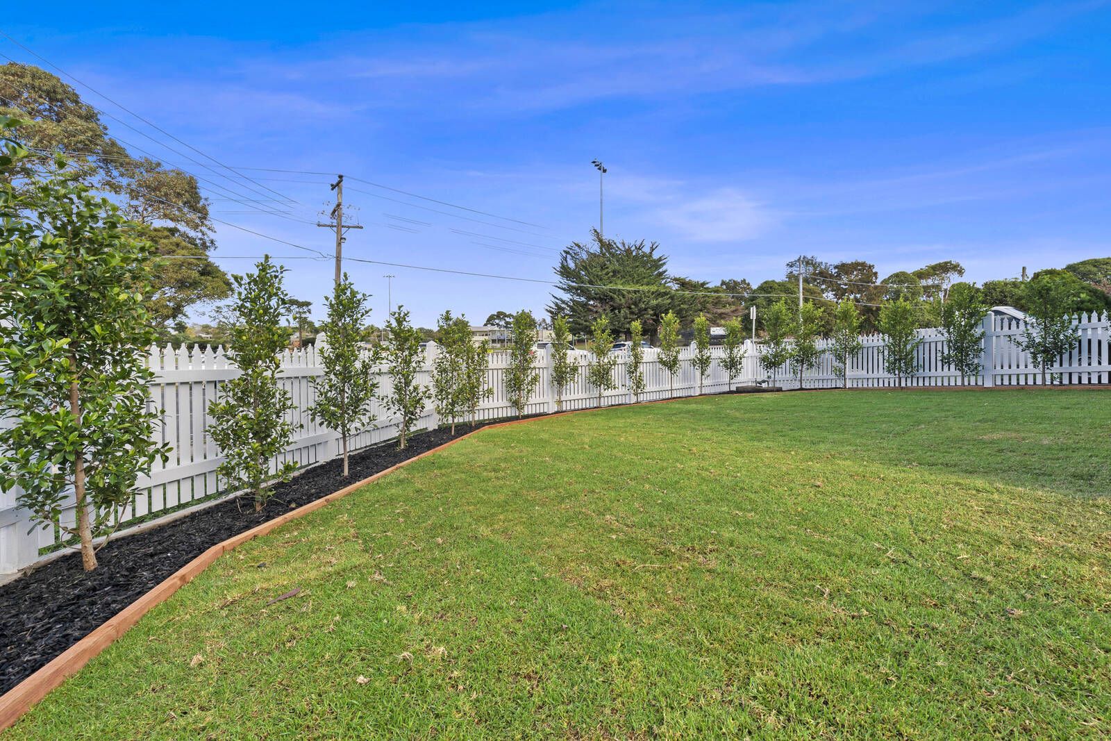 1 Duggan Court, Highton VIC 3216, Image 2