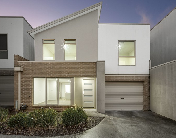 7/1015A Gregory Street, Lake Wendouree VIC 3350