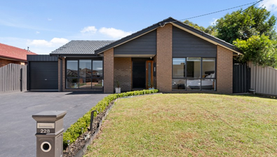 Picture of 228 Greenhills Road, BUNDOORA VIC 3083