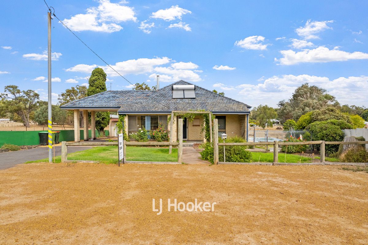 13 Davis Street, Collie WA 6225, Image 1