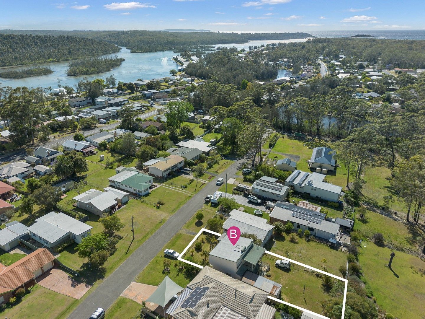 24 Spinks Avenue, Lake Conjola NSW 2539, Image 0