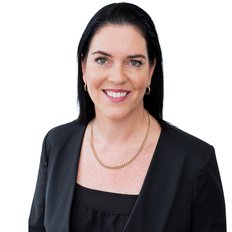 Kerri-Lyn Stewart, Sales representative