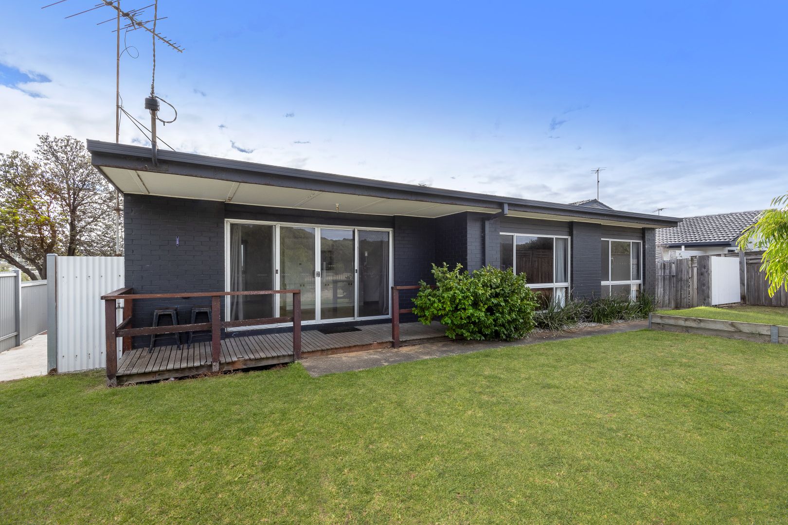 115 Ocean Trwy, Ocean Grove VIC 3226 House For Rent 470 Domain
