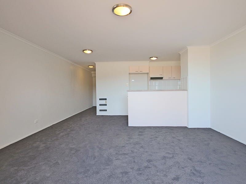 74/6-10 Eyre Street, Griffith ACT 2603, Image 2
