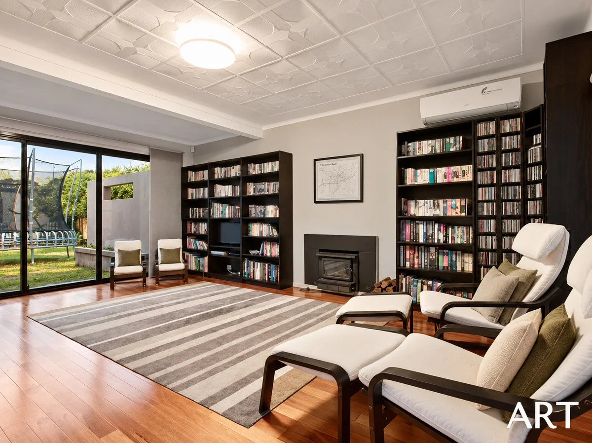 1A Howard Parade, Salter Point WA 6152 | Domain