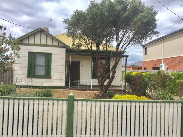 3 bedrooms House in 35 Market Road WERRIBEE VIC, 3030