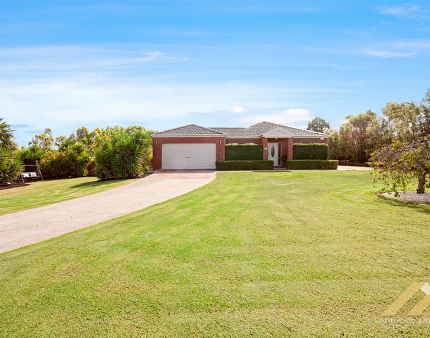 32 Timbarra Drive, Eastwood VIC 3875