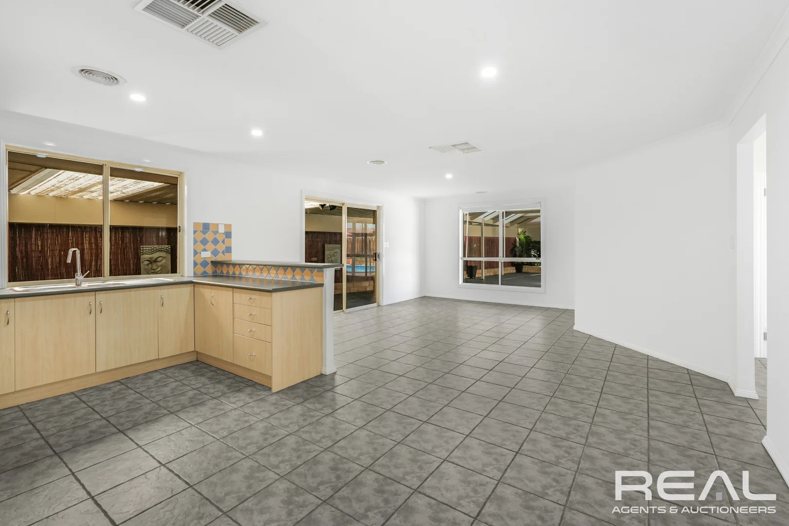 Additional image 12 of 71 Castle Drive, Burton SA 5110