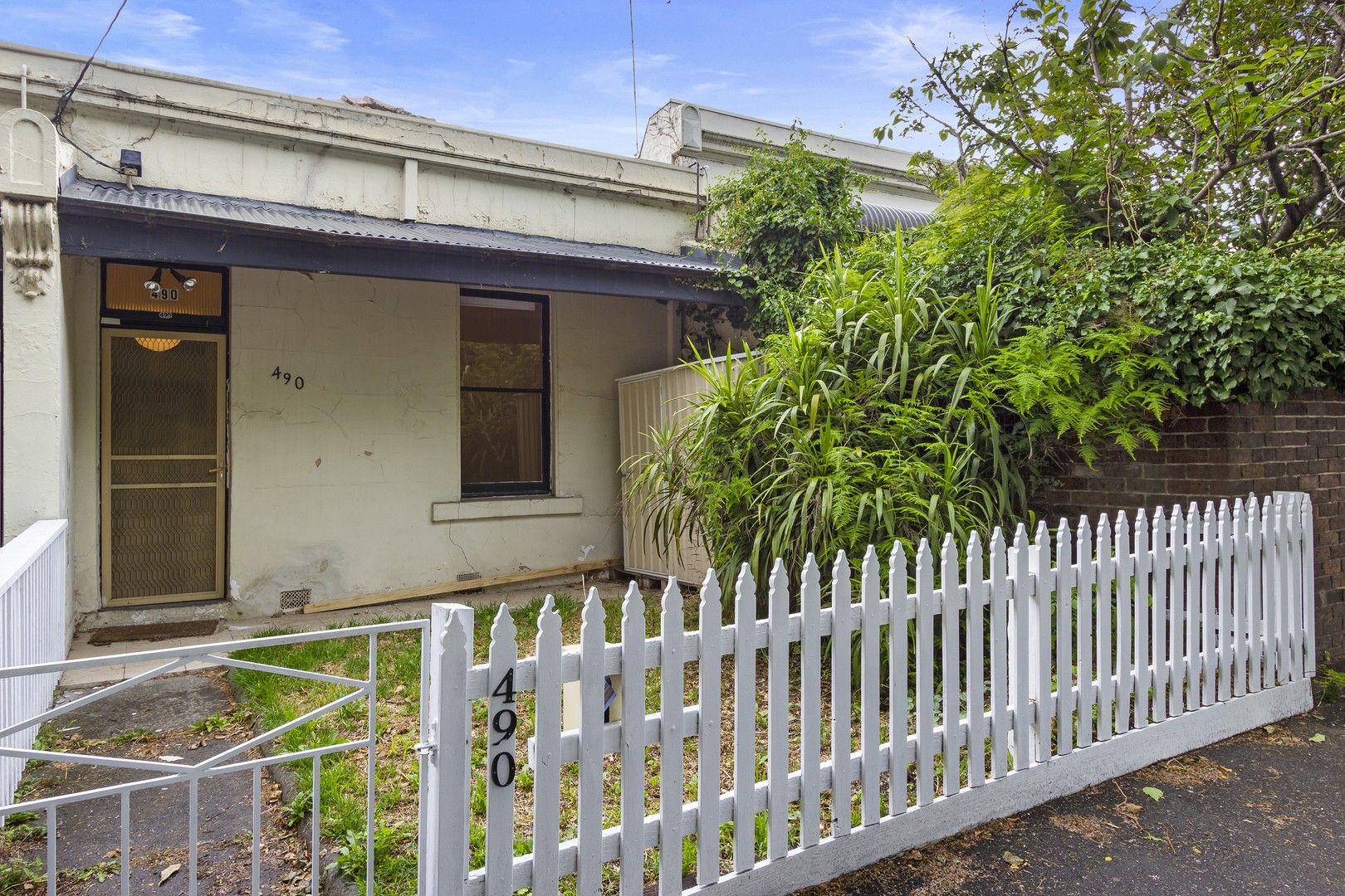 2 bedrooms House in 490 Victoria Parade EAST MELBOURNE VIC, 3002