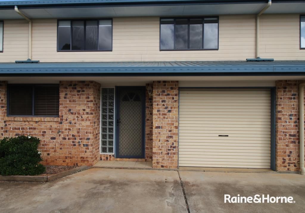 2/277 Haly Street, Kingaroy QLD 4610, Image 1