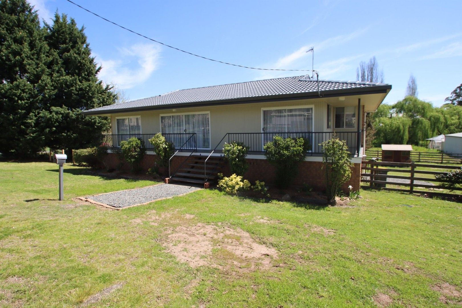 168 - 170 Logan Street, Tenterfield NSW 2372, Image 0