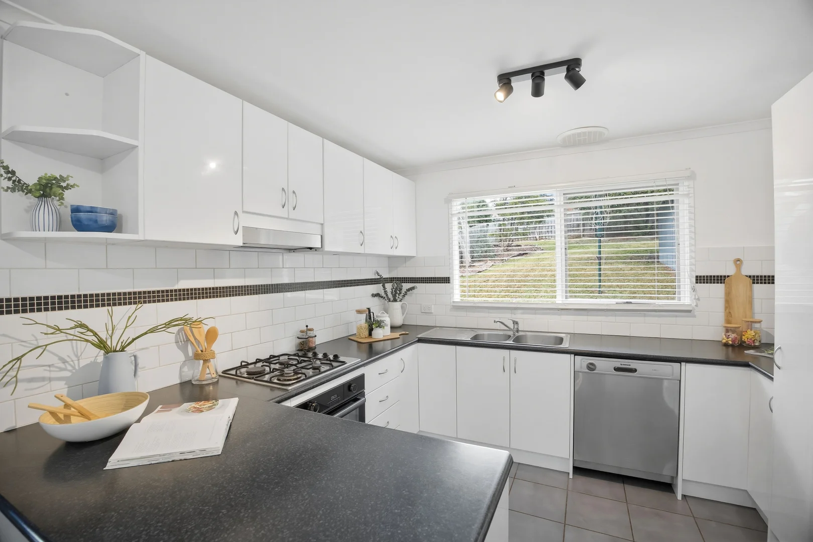 Additional image 3 of 10 Altair Court, Lilydale VIC 3140