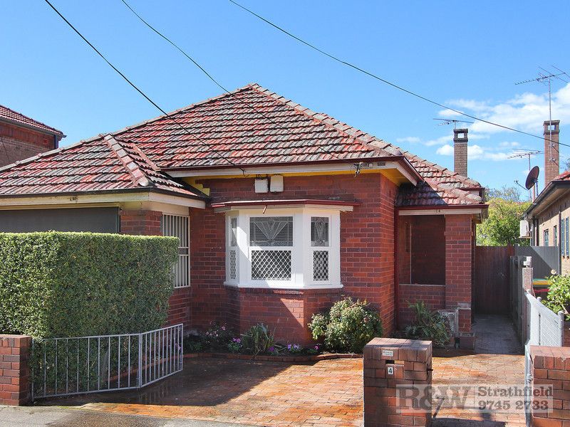 4 LAPISH AVENUE, Ashfield NSW 2131, Image 0