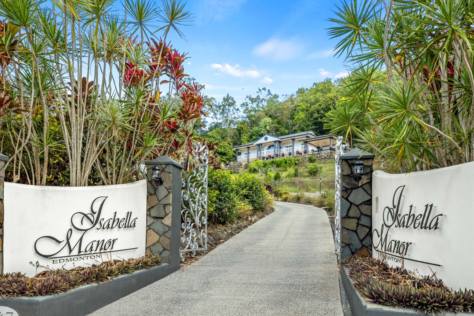 Edmonton QLD 4869 6 beds house for Sale, Offers Over 1.1m