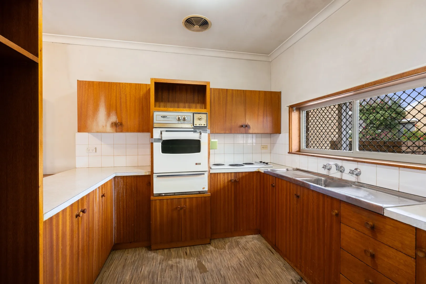 Apartment in Albury - View 4