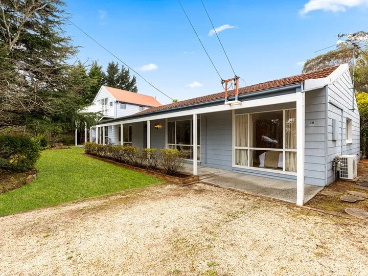 18 Coronation Road, Wentworth Falls NSW 2782