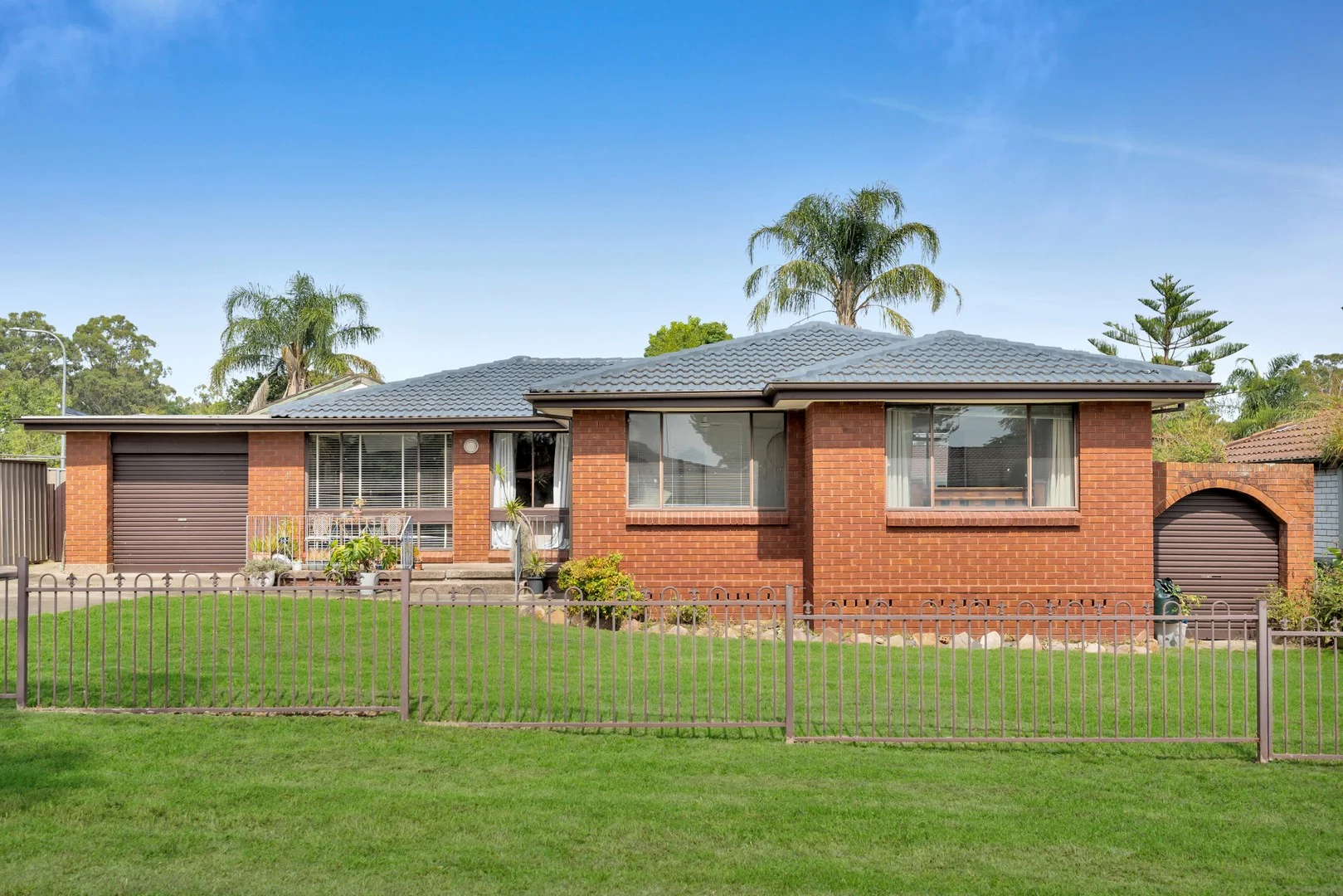 32 Clifford Crescent, Ingleburn NSW 2565