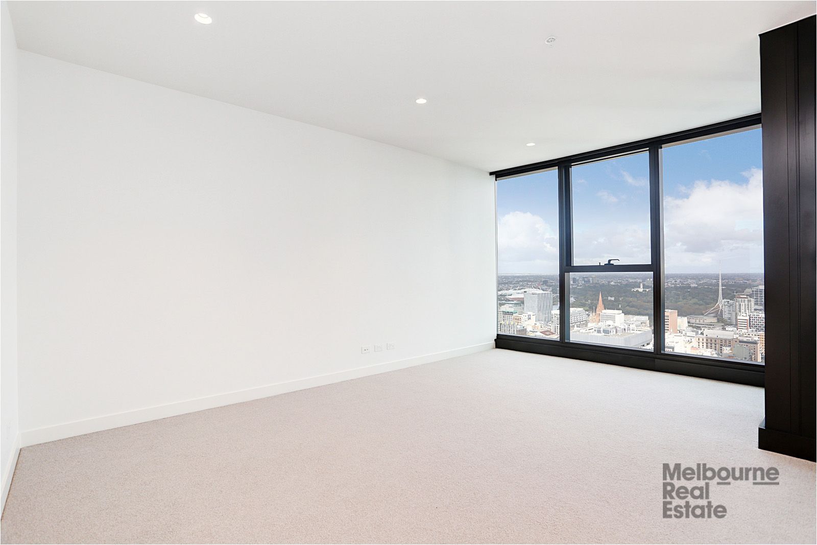 1 bedrooms Apartment / Unit / Flat in 2108/285 La Trobe Street MELBOURNE VIC, 3000