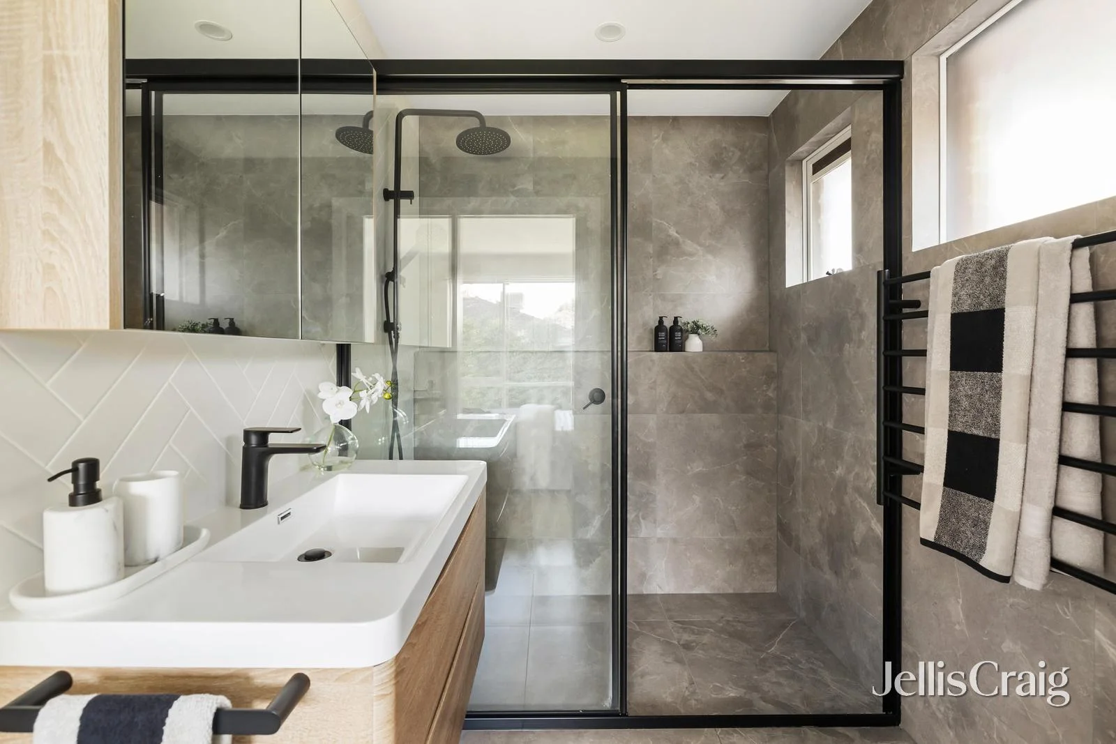 Additional image 10 of 2/9 Chauvel Street, Bentleigh East VIC 3165