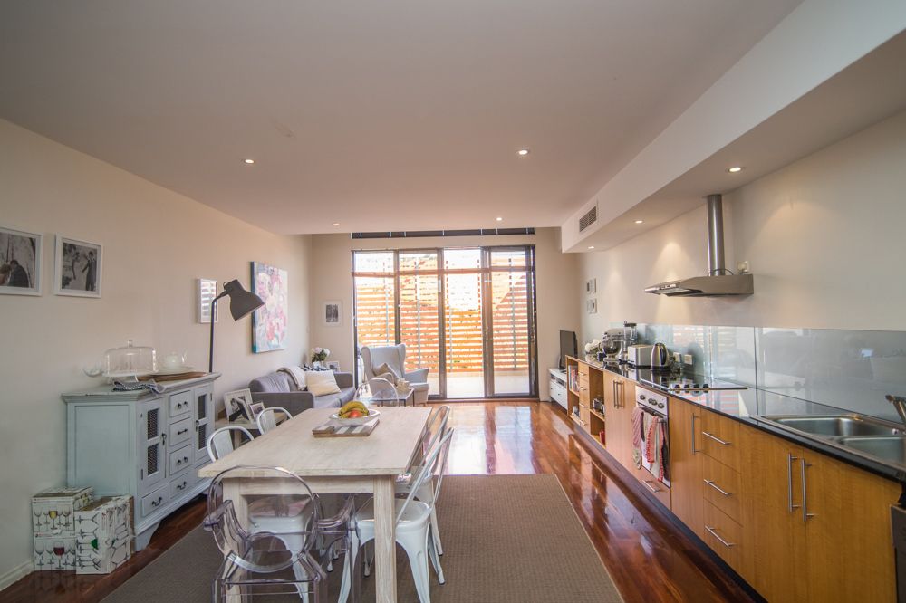 16/401 Oxford Street, Mount Hawthorn WA 6016, Image 2