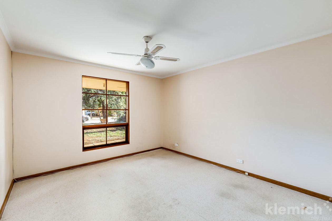 1/1 Coora Road, Salisbury North SA 5108, Image 2