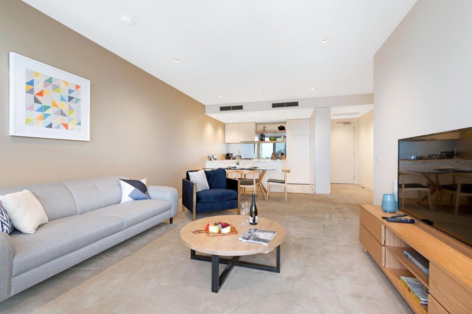 2 bedrooms Apartment / Unit / Flat in 3303/1 Freshwater Place SOUTHBANK VIC, 3006